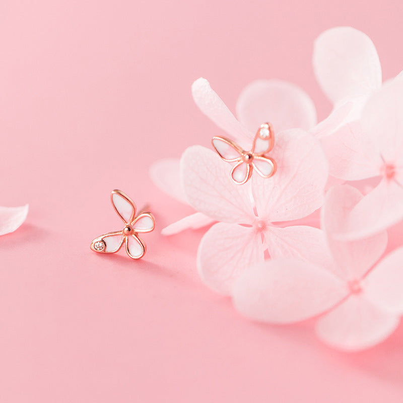 Lunaria™ – L’éclat papillon au creux de l’oreille